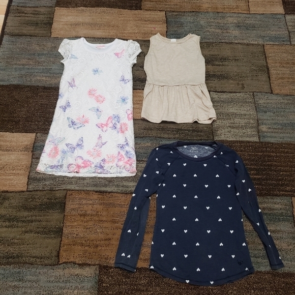 3/$15 girls size 8 clothing bundle of 3 - Picture 1 of 5